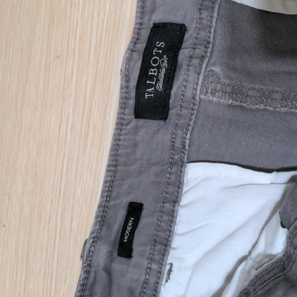 🍑Talbots Faded Gray Chinos Modern Cut Zip Ankle Zip Pockets Size 9 C276 - Picture 9 of 13